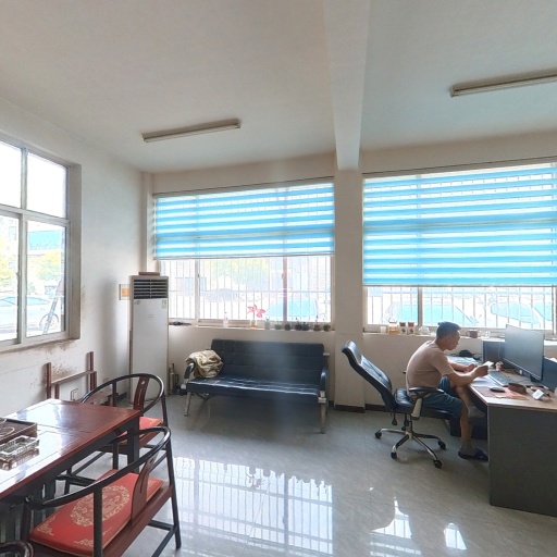 VR看厂